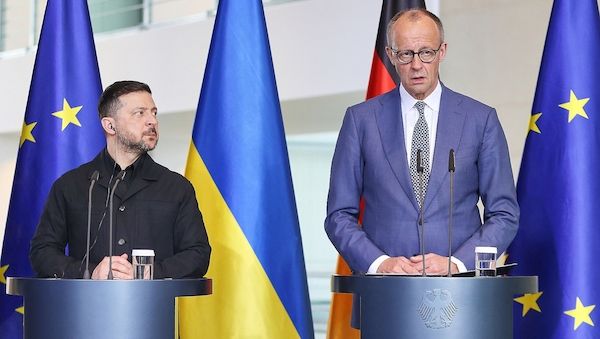 Deutschland und Ukraine vereinbaren "strategische Partnerschaft"
