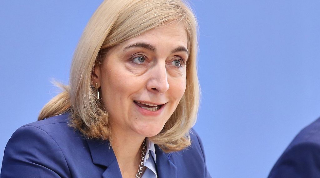 Warken stellt GKV-Sparpaket vor