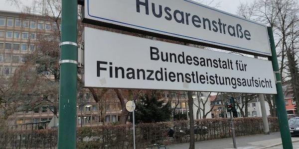 Bafin warnt Banken vor Risiken durch neues KI-Modell