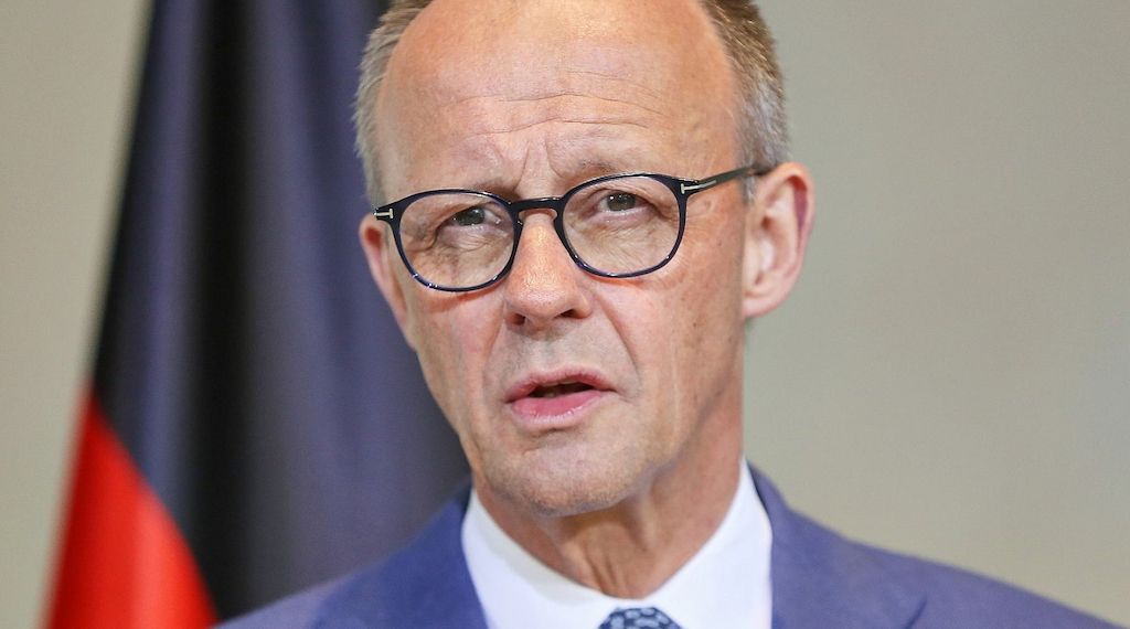 Möglicher Hormus-Einsatz: Merz reist zu Beratungen nach Paris