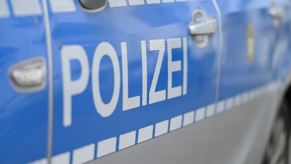 Mann in Berliner S-Bahn mit Akkuschrauber angegriffen
