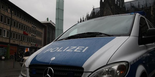 Weltkriegsbombe in Köln-Deutz kontrolliert gesprengt