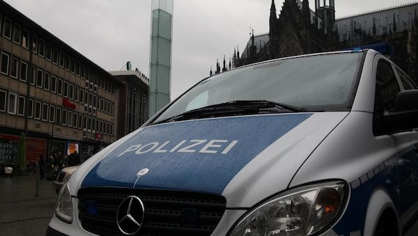 Weltkriegsbombe in Köln-Deutz kontrolliert gesprengt