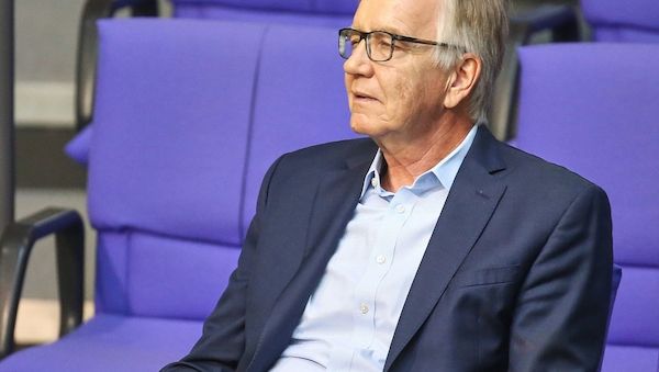 Bartsch will Debatte um Verbeamtungen