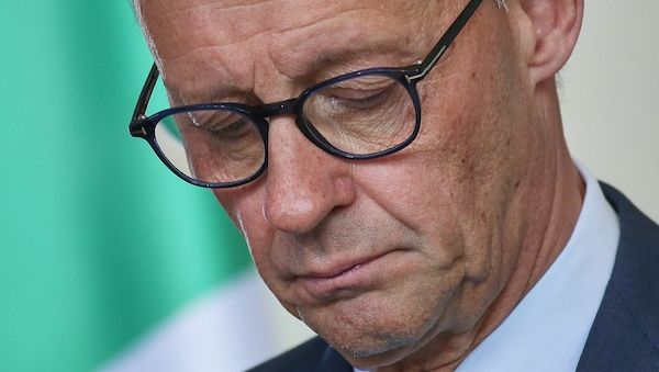 AfD im "Politbarometer" erstmals vor Union