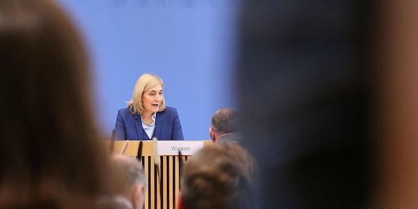 Linke kritisiert Warken-Reform als "Mogelpackung"