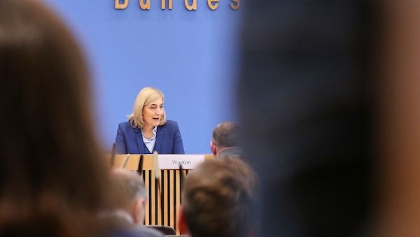 Linke kritisiert Warken-Reform als "Mogelpackung"