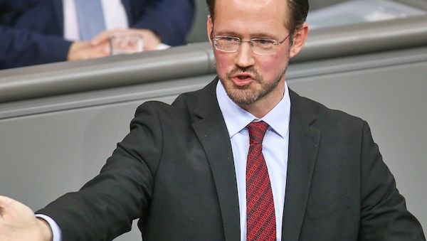 Wiese verlangt Materialvorratsliste für Deutschland