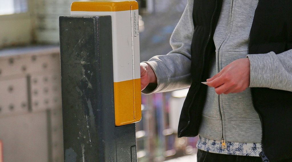 Ethikrat-Chef fordert Ende der Strafbarkeit von Schwarzfahren