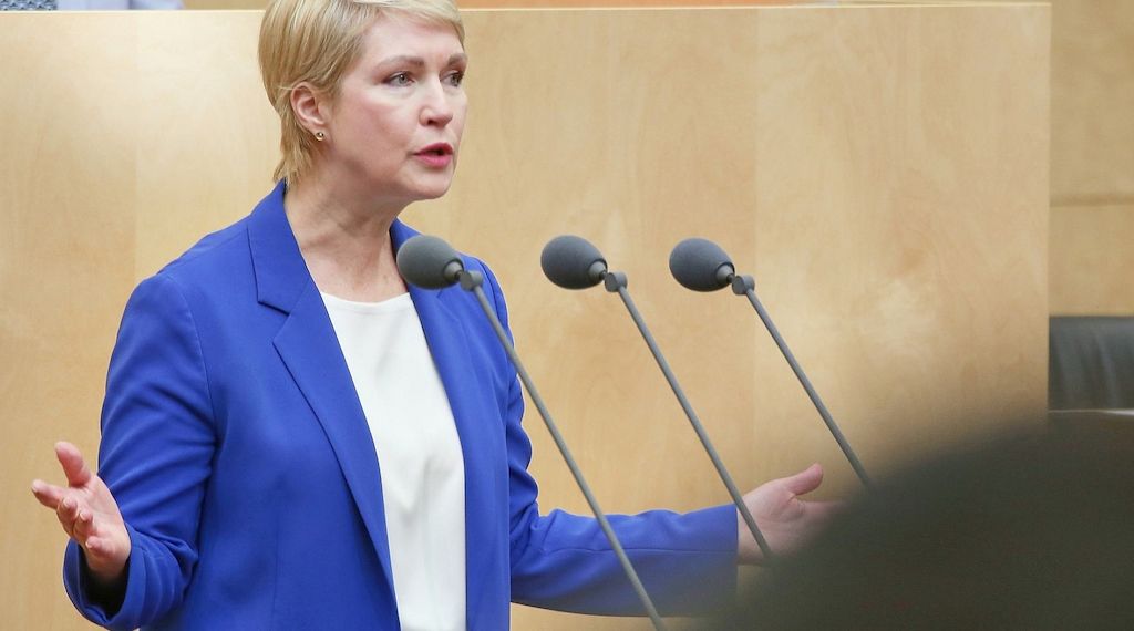 Schwesig fordert weitere Entlastungen in Ölkrise