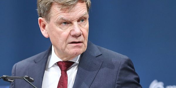 Wadephul mahnt zu Tempo bei Ukraine-Hilfspaket