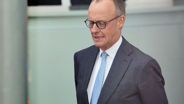 Rentenaufstand ostdeutscher Spitzenpolitiker gegen Merz