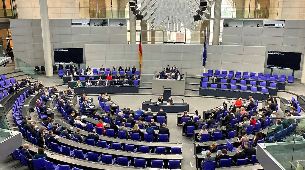 Bundestagsfraktionen uneins über geplante Diäten-Erhöhung