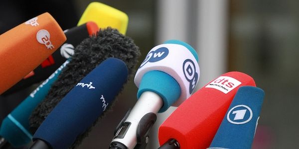 Bundesregierung nimmt Medienappell gegen KI-Ausbeutung zur Kenntnis