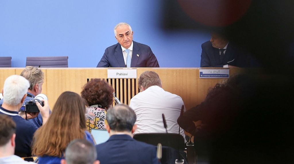 Reza Pahlavi mahnt Westen zu mehr Engagement gegen Mullah-Regime