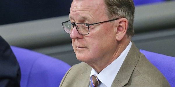 Ramelow wirft Linkenspitze Täuschung bei Diätendeckel-Antrag vor