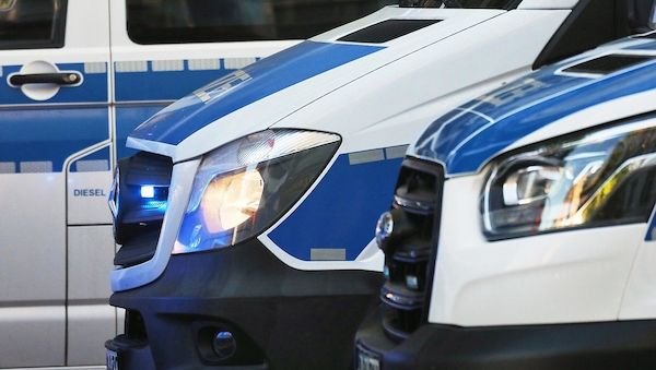 Anklage wegen banden- und gewerbsmäßigen Betruges in Frankfurt am Main