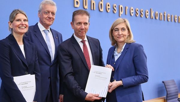 Gesundheitsreformer warnt vor Doppelbelastung von Beitragszahlern