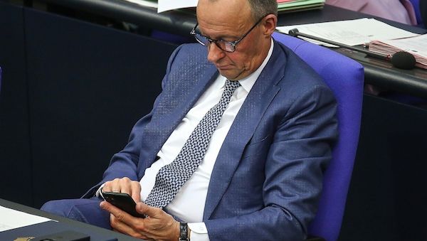 Bundesregierung schweigt zu Signal-Hack