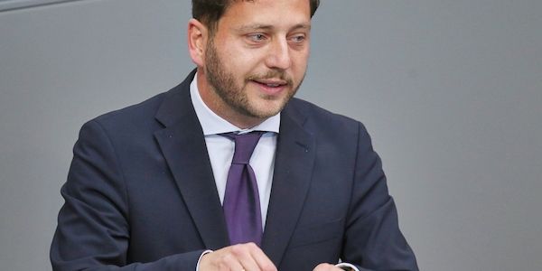 Banaszak kritisiert Krisenmanagement des Kanzlers