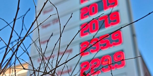 Mineralölverband verspricht Weitergabe von Steuersenkung