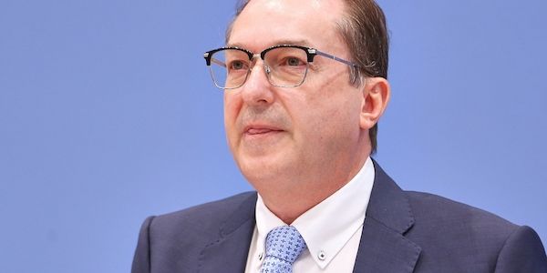 Dobrindt will mit Big Data gegen Schwerkriminelle vorgehen