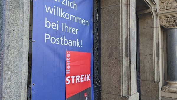 Verdi ruft zu Warnstreiks bei Postbank auf