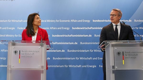 Regierung will mit neuer KI-Strategie Innovationen "entfesseln"