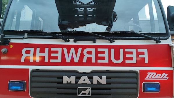 Acht Verletzte nach Kellerbrand in Hennigsdorf