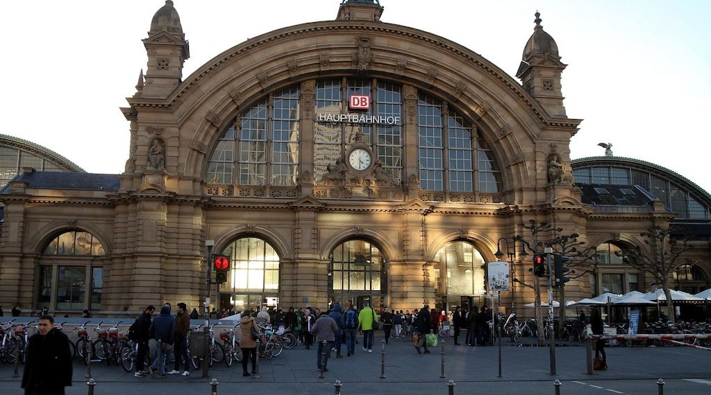 Alkoholkonsumverbot im Frankfurter Hauptbahnhof
