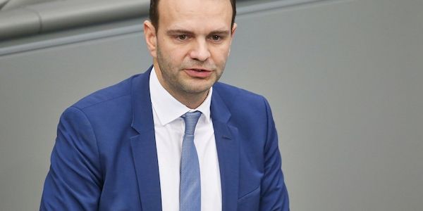 CSU-Politiker verteidigt sein Steuerkonzept