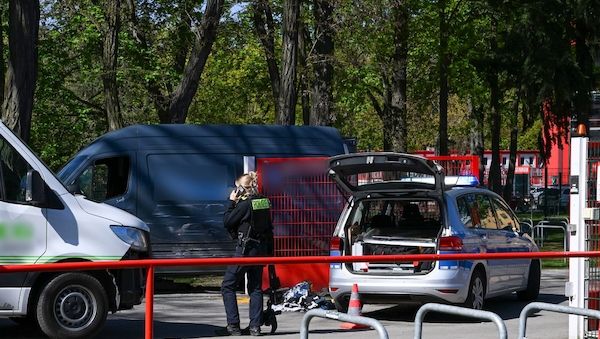 Gestohlener Lieferwagen: Berliner-Polizei stoppt Mann mit Schüssen
