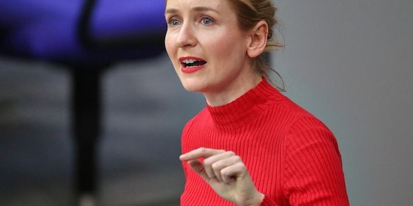 Linken-Chefin stellt sich auf Neuwahlen ein