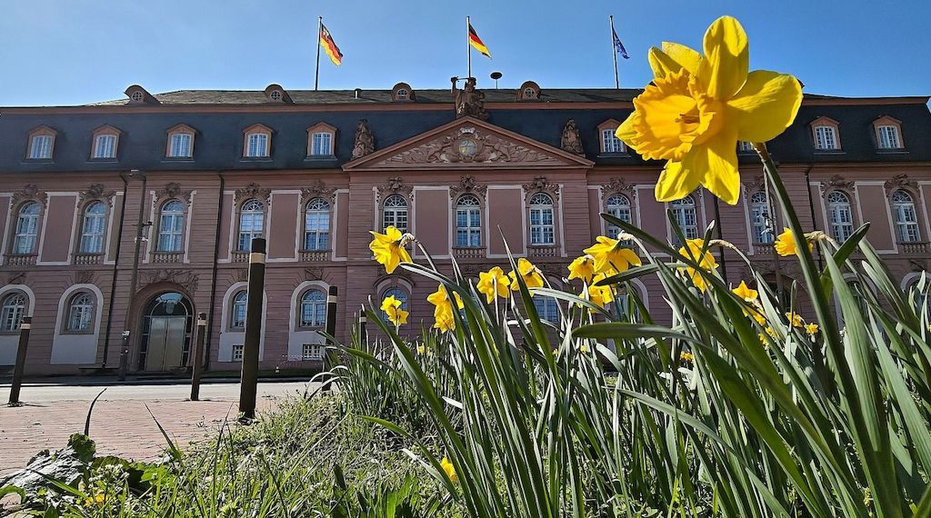 CDU und SPD in Rheinland-Pfalz stellen Koalitionsvertrag vor