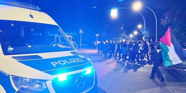 Walpurgisnacht in Berlin aus Sicht der Polizei entspannt