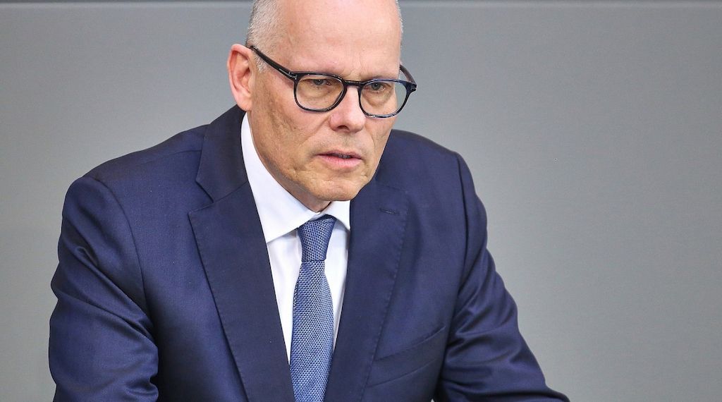 CDU-Außenpolitiker: US-Truppenabzug keine Bestrafung für Merz