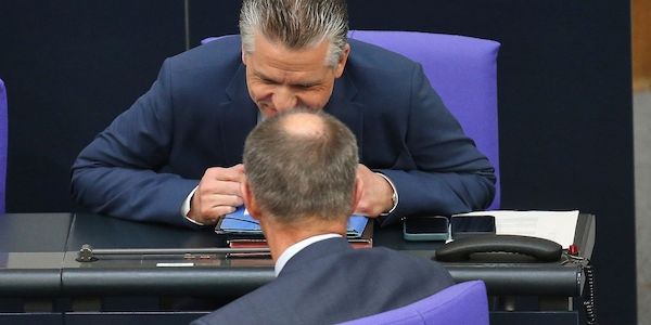 Kanzleramtsminister räumt Kommunikationsdefizite ein