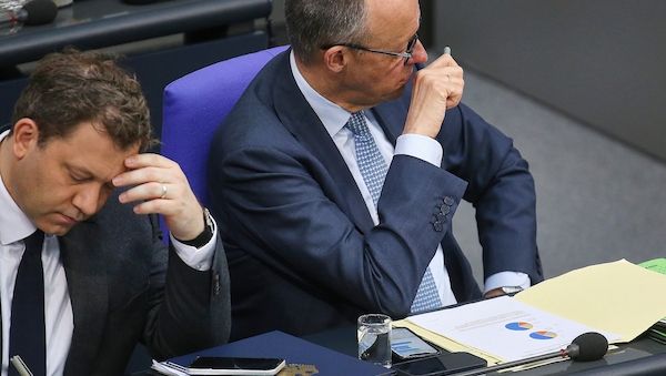 Wüst: Schwarz-Rot hält - keine Alternative zur Regierung