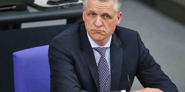 Kanzleramtschef Frei offen für Reichensteuer
