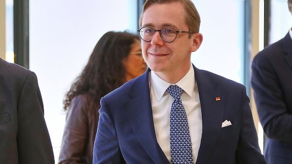Amthor: Bürokratieabbau hat oberste Priorität