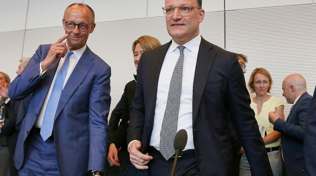 Spahn als Chef der Unionsfraktion wiedergewählt