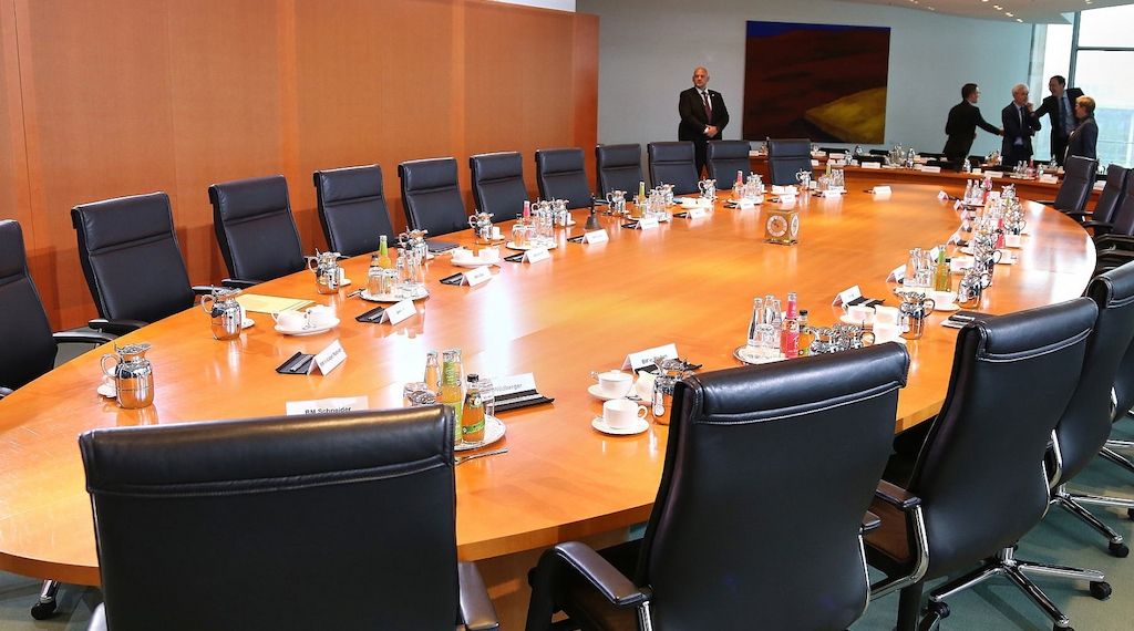 Dobrindt hält Diskussion über Minderheitsregierung für absurd