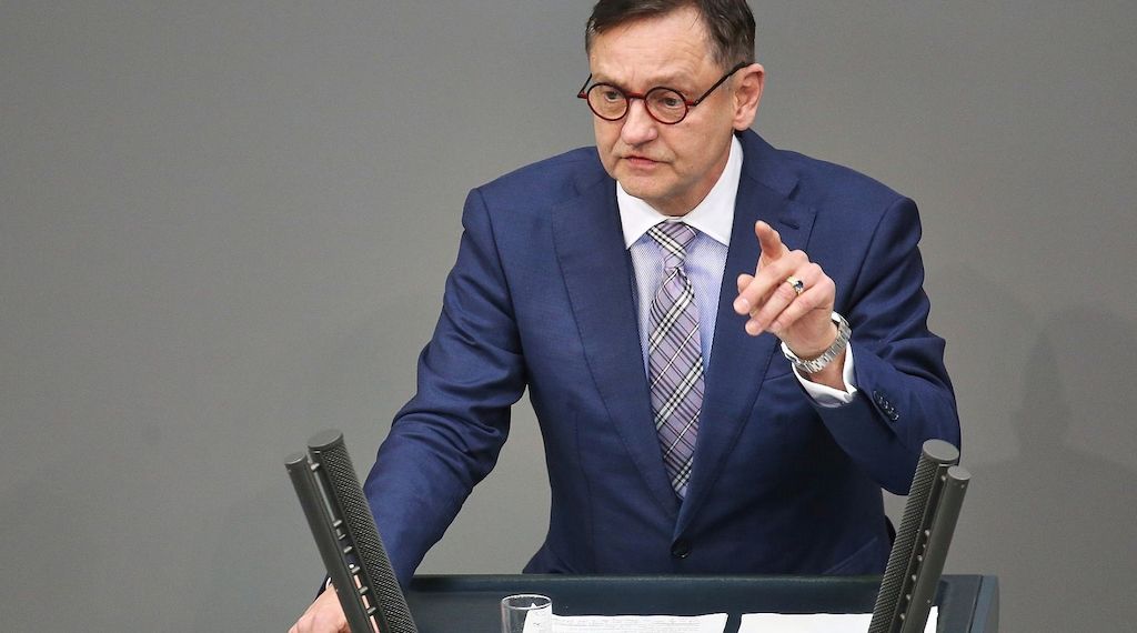 AfD-Vizechef Gottschalk lobt Wärmepumpen und E-Autos