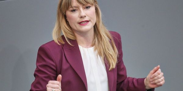 Bünger pocht auf mehr Kontrolle der Geheimdienste durch Opposition