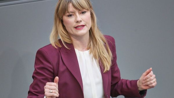 Bünger pocht auf mehr Kontrolle der Geheimdienste durch Opposition