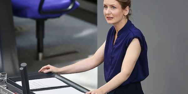 Linke: Gutachten zweifelt an Schwerdtner-Plan zu Diäten-Deckel