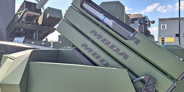 SPD und Union fordern Tempo bei Raketen-Produktion