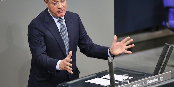 Röttgen: Waffenruhe zwischen Russland und Ukraine ändert nichts