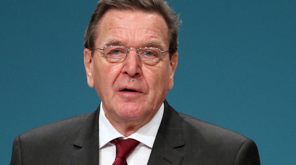 Strack-Zimmermann zweifelt an Schröder als Ukraine-Vermittler