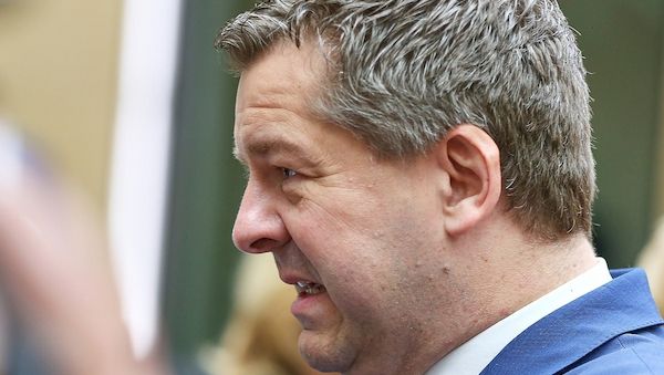 Schulze warnt vor "massiven Turbulenzen" bei AfD-Mehrheit
